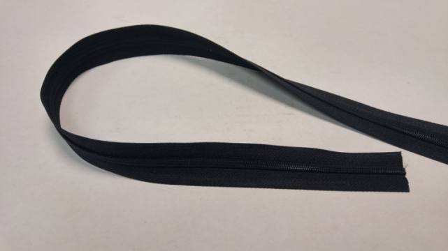 Zadrga PVC spiral metraža debelina 10 mm - 1 meter črna 2035