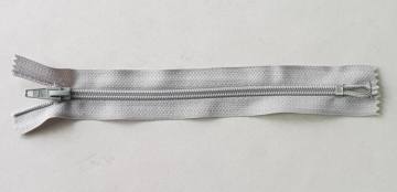 Zadrga spiralna nedeljiva deb. 6mm - SVETLO SIVA 2799