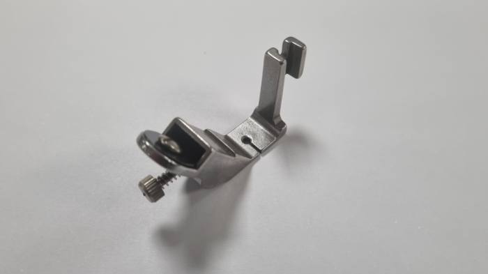 Tačka z vgrajenim koleščkom S537 5/16-8mm 5424