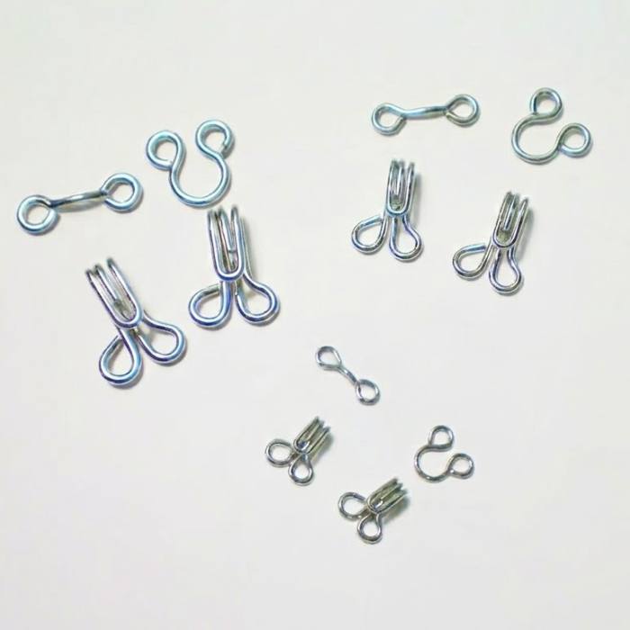 Pony | Kavelj in zanka | nikelj - več velikosti  6565